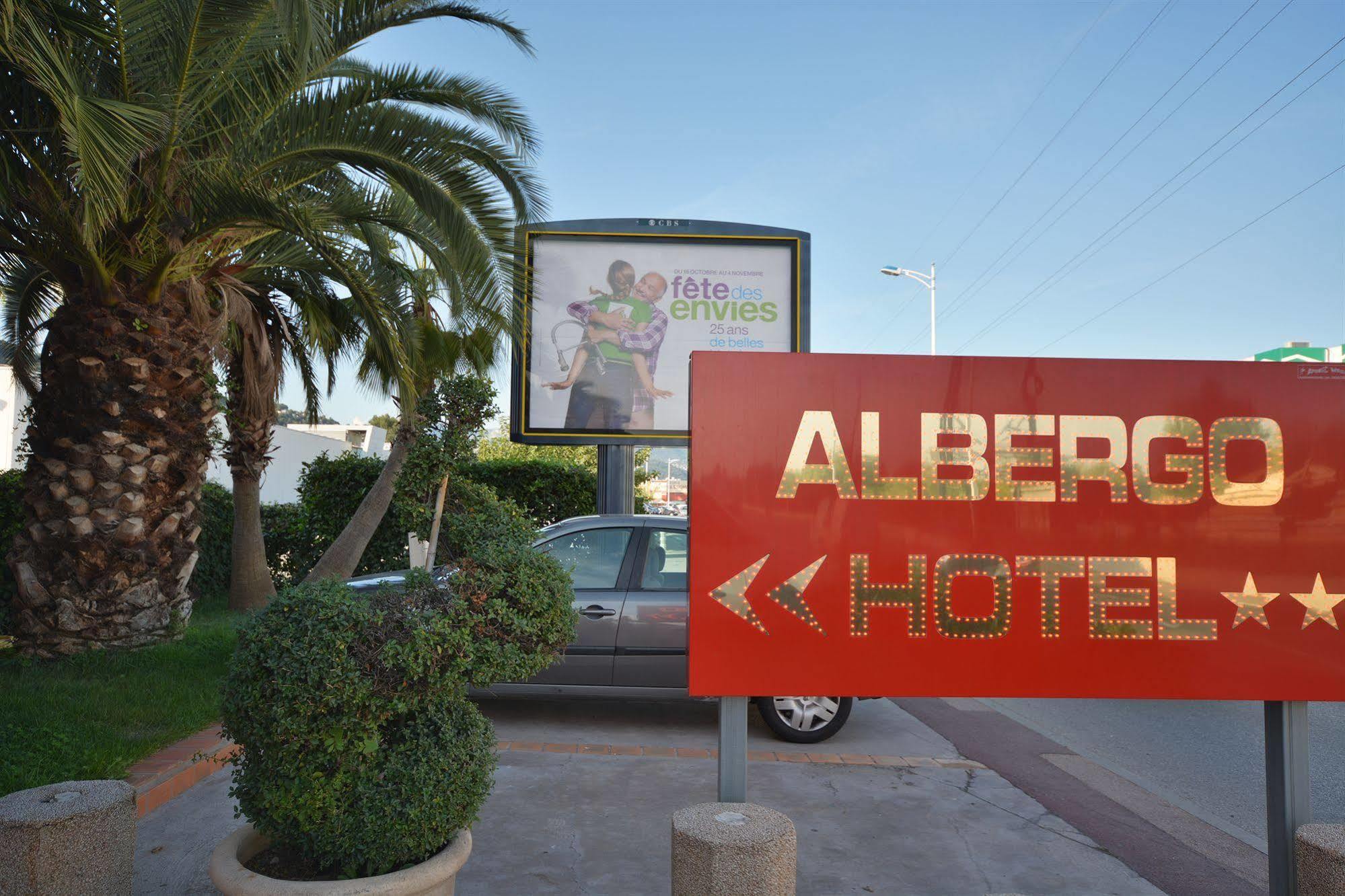 Albergo Hotel Saint-Laurent-du-Var Exterior foto